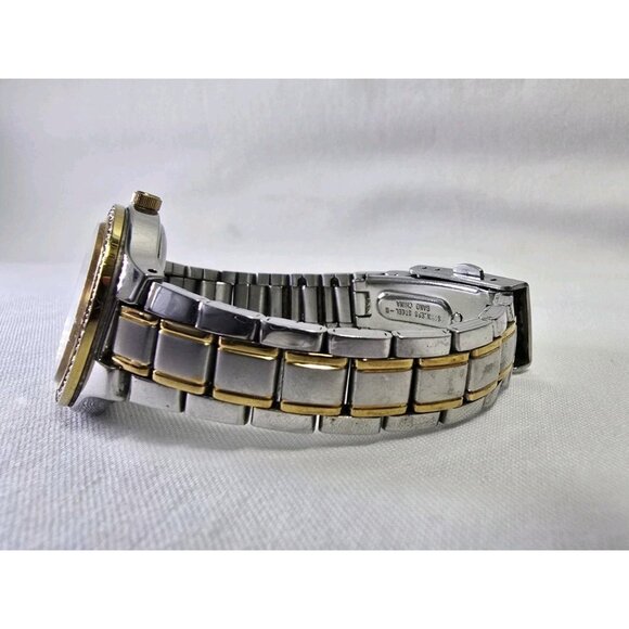 Ladies Seiko 6N22-00D0 Two Tone Accented Calendar Quartz Watch New Battery - Picture 5 of 8